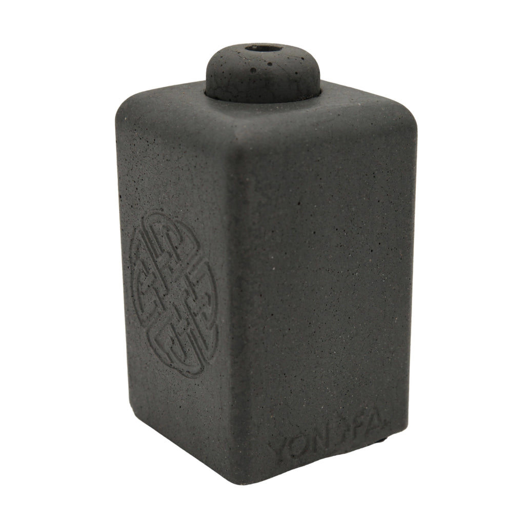 Diffusor-Flasche aus Architekturbeton Grau Var.1