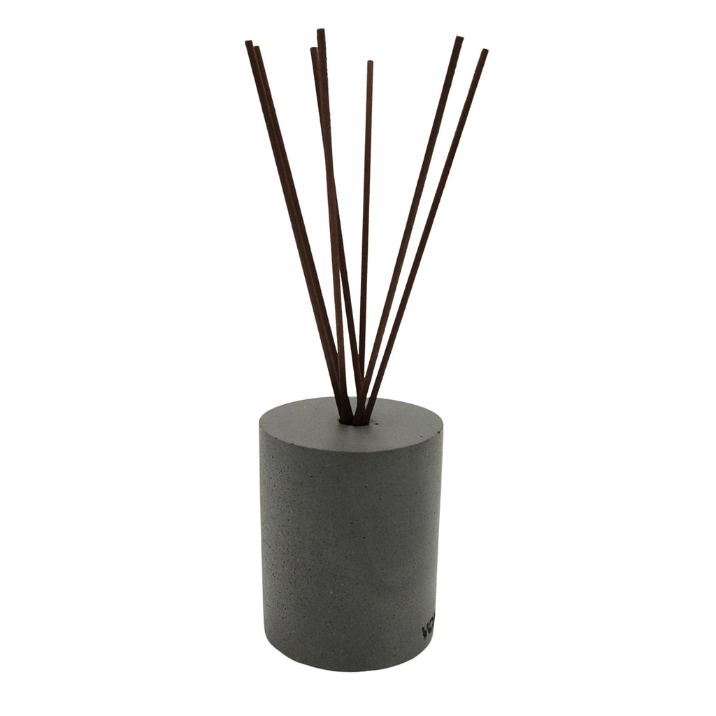 Diffusor-Flasche aus Architekturbeton Grau Var.2